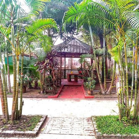 Jade Garden Hotel Баго Екстер'єр фото